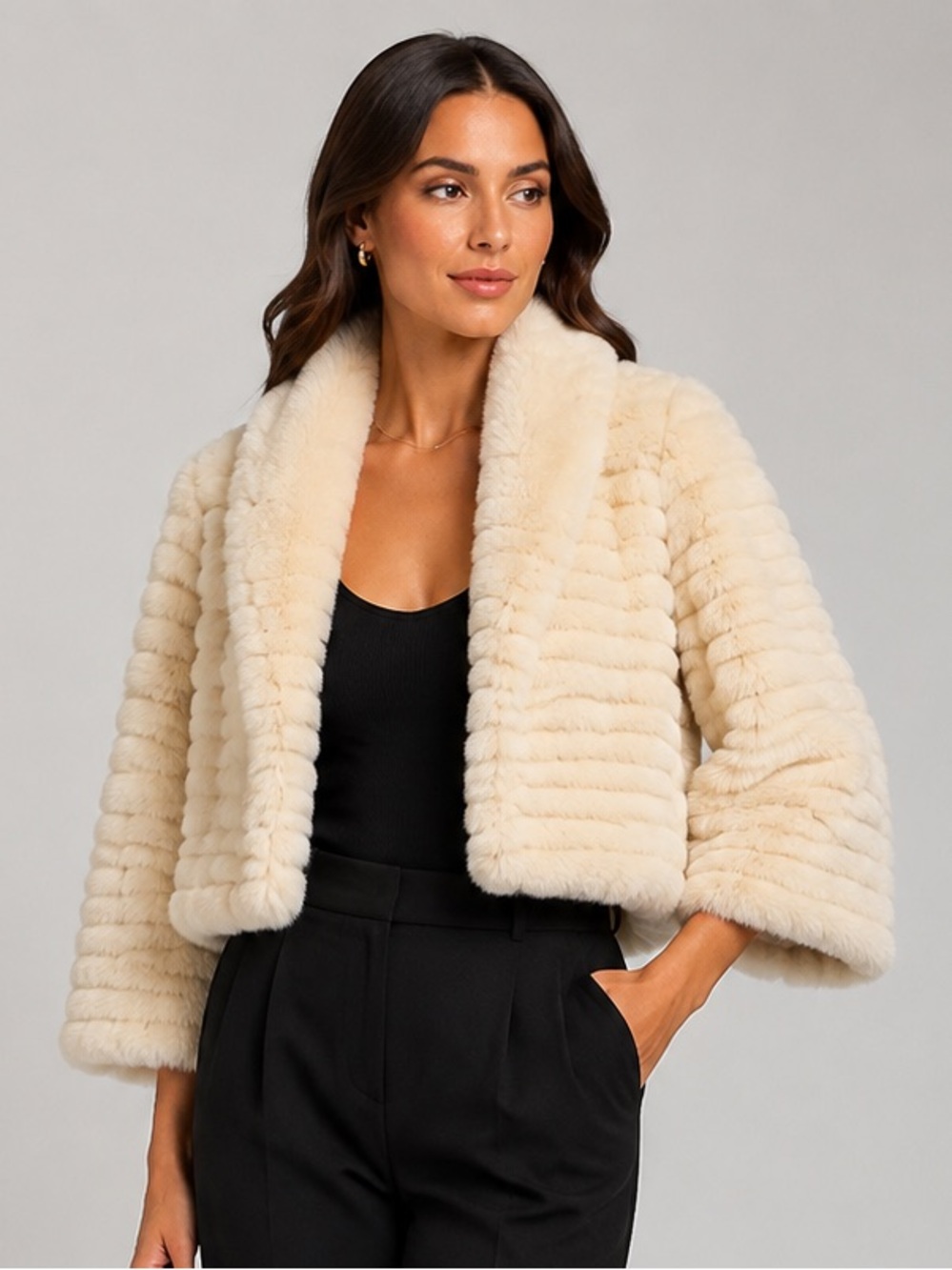 NEW Bella Fare Cream Faux Fur Cropped Coat Size Large